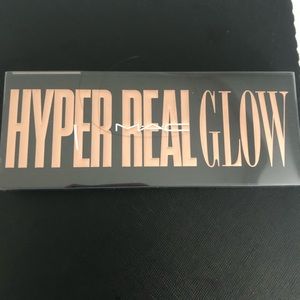 MAC Hyper Real Glow